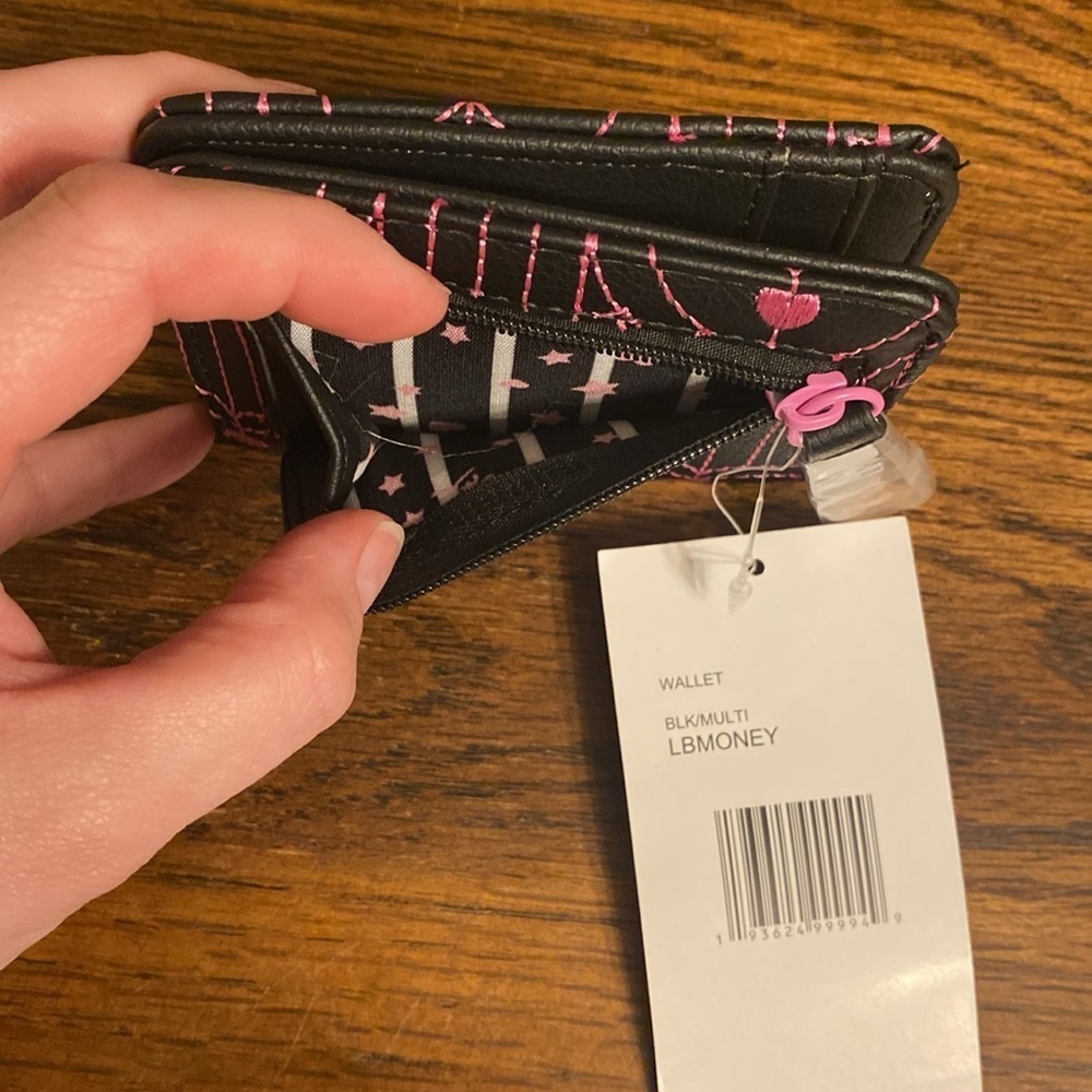 Betsey Johnson Black Pink Heart Wallet - Picture 5 of 5